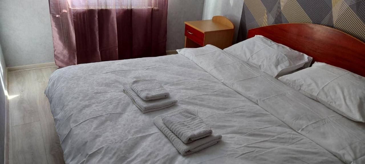 2 Bedroom Apartment On Tomashivskogo Street 7 Львов Экстерьер фото