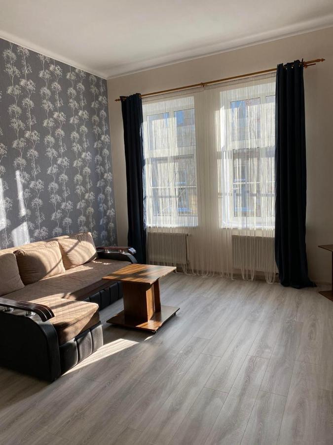 2 Bedroom Apartment On Tomashivskogo Street 7 Львов Экстерьер фото